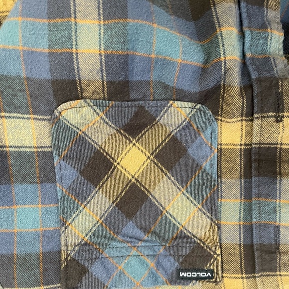 Volcom Flannel - Picture 4 of 4